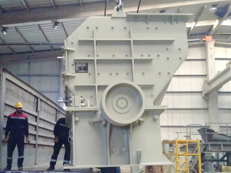 МОЛОТКОВЫЕ ДРОБИЛКИ